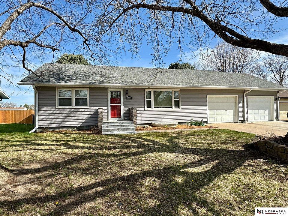 1st image of 1359 Meadow Ln