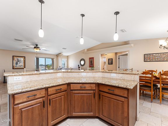 3rd image of 2615 Sunkentree Dr