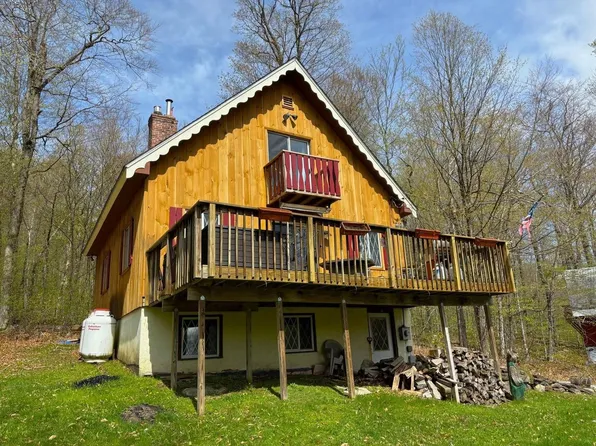 20 Upper Howes Way, Wilmington, VT 05363