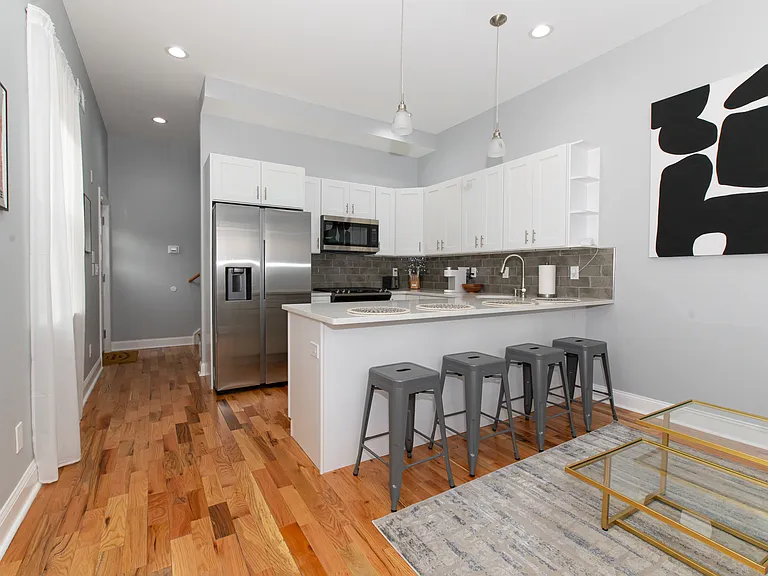 1544 W York St #B — Photo 11
