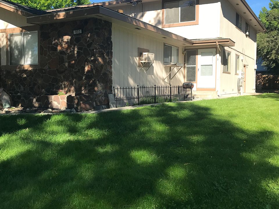 1st image of 603 Pine Meadows Dr