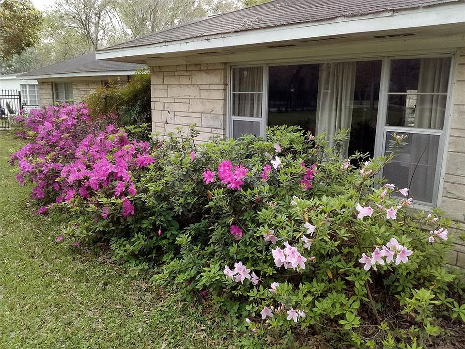 1st image of 7535 Haywood Dr