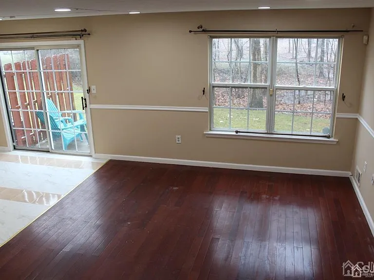 240 Hidden Woods Ct — Photo 31