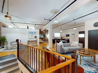 13 Stanhope St #1, Boston, MA 02116