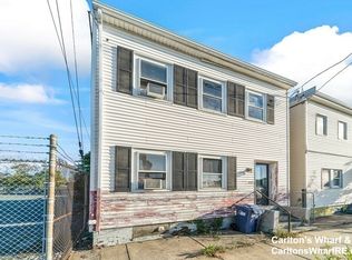 439 Chelsea St FLOOR 1, Boston, MA 02128