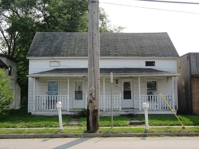 1st image of 919 Baldwin St