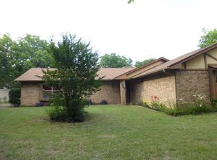 359 Bayless Ln, Duncanville, TX 75116