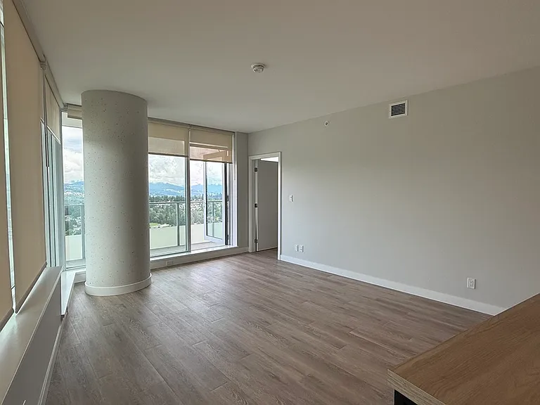 567 Emerson St #4006 — Photo 4