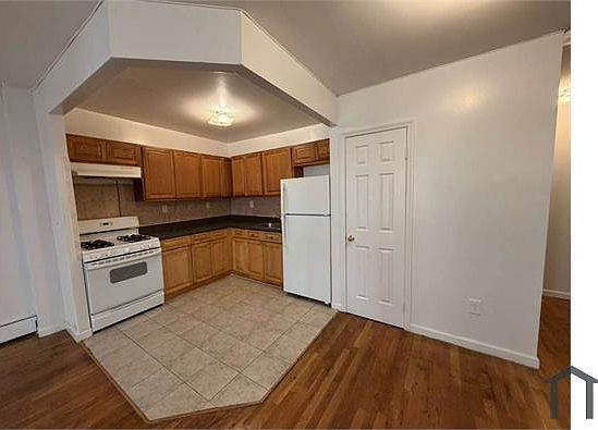 5th image of 160 W 162nd St #3