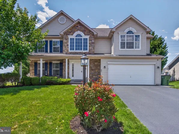 3451 Chardonnay Dr #40, York, PA 17404
