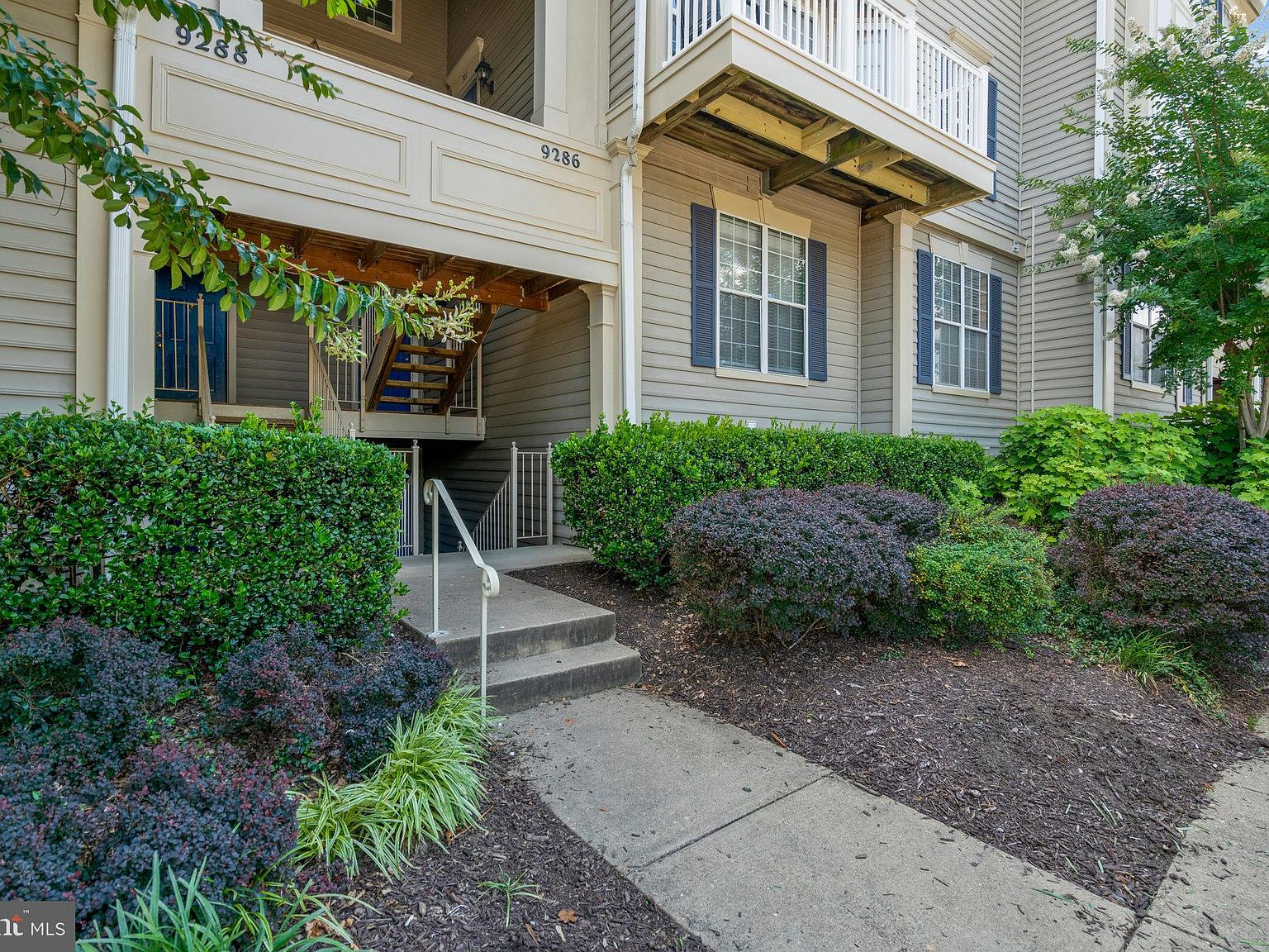 9286 Cardinal Forest Ln UNIT 201, Lorton, VA 22079 Zillow