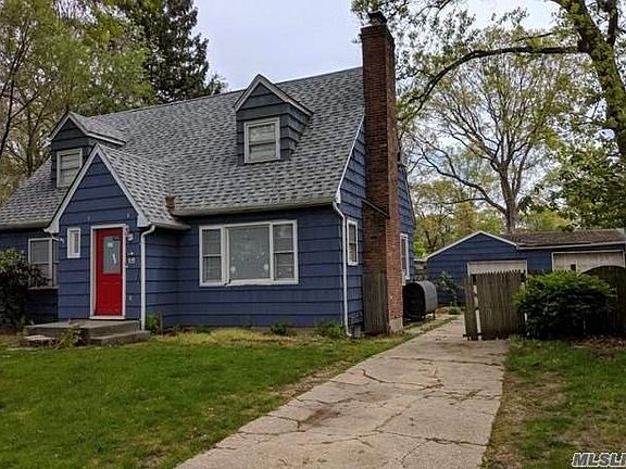 3rd image of 18 Massachusetts Ave