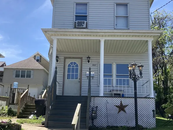 107 Lookout Ave, Charleroi, PA 15022