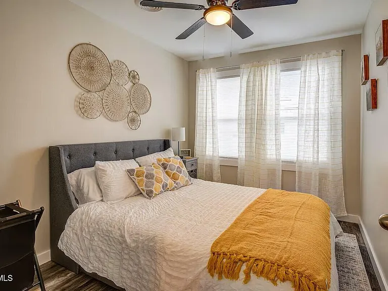 1330 E Sevier Ave — Photo 15