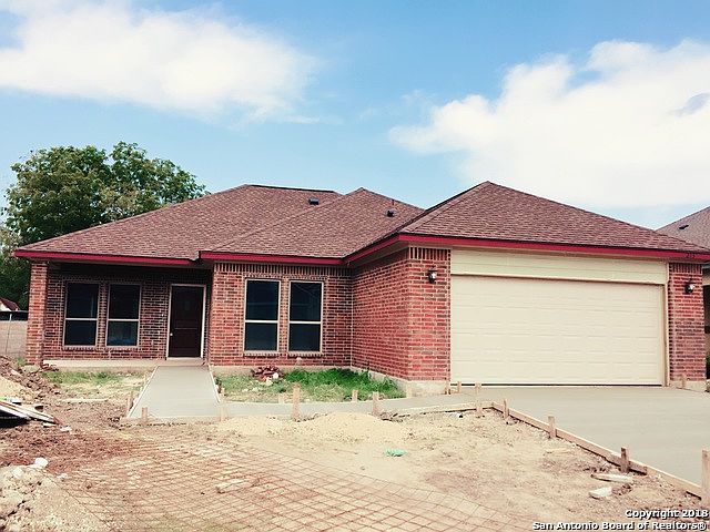 1st image of 213 Greenway Dr