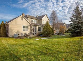 3807 Foresta Grand Dr, Powell, OH 43065