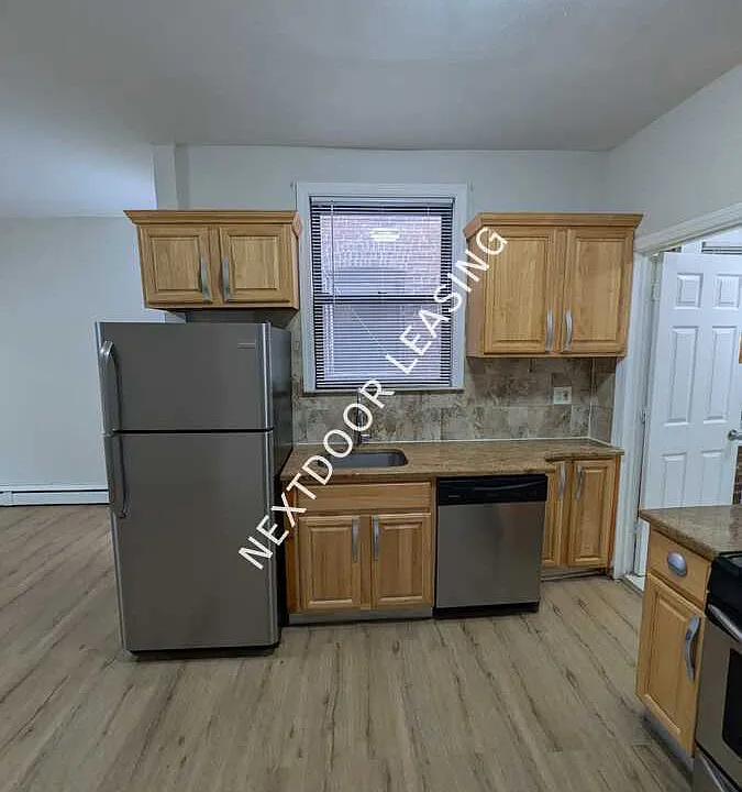 998 Broadway #2M