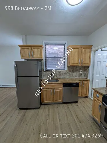 998 Broadway #2M Photo 1