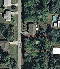 2nd image of 717 Phyllis St