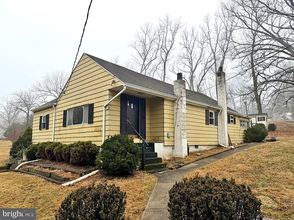 1st image of 2630 Hobbs Rd