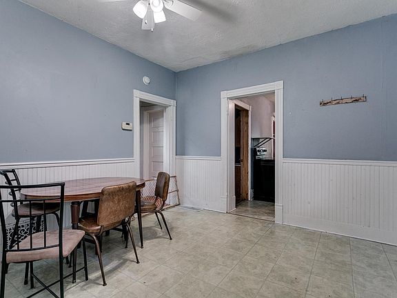 2nd image of 515 1st St