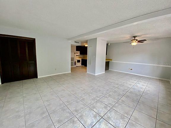 4th image of 415 Lakeview St APT 6