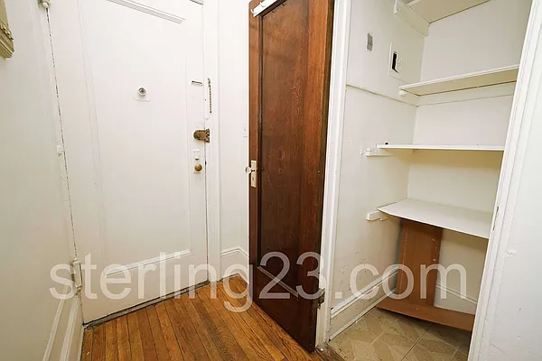 Rented by Sterling Realty Solution Inc | media 4