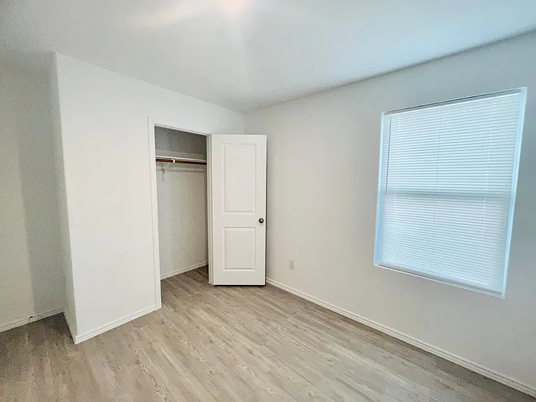 2906 Millican Dr — Photo 24