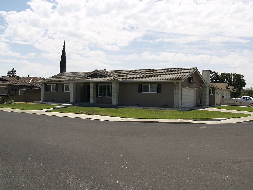1st image of 464 Grantwood Ct
