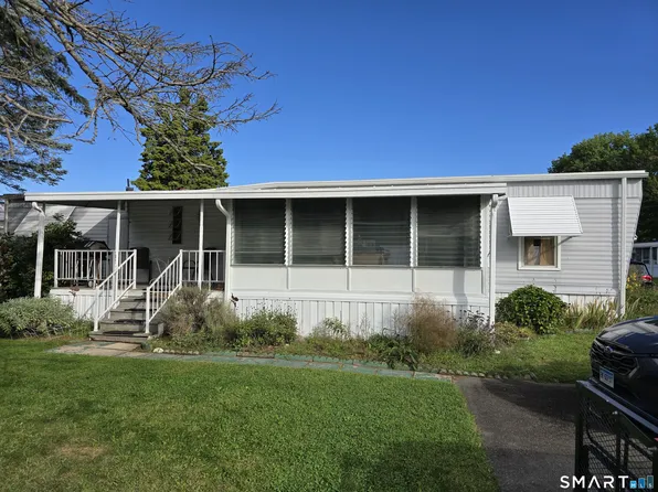 35 Arawak Drive, East Hartford, CT 06118