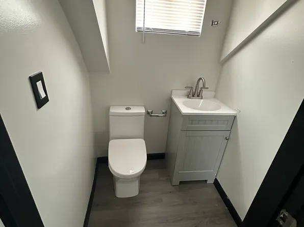 1945 S Washington Ave, Columbus, OH 43207