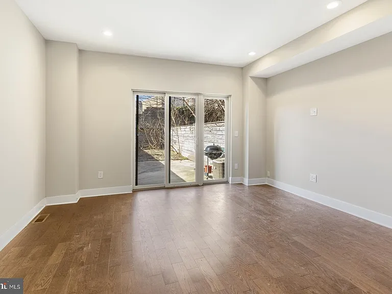 1250 N 25th St #A — Photo 18