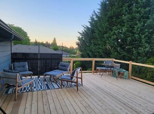 8206 SW Terwilliger Blvd #1, Portland, OR 97219