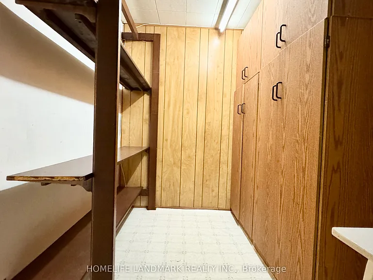 29 W Borough St #BASEMENT — Photo 9