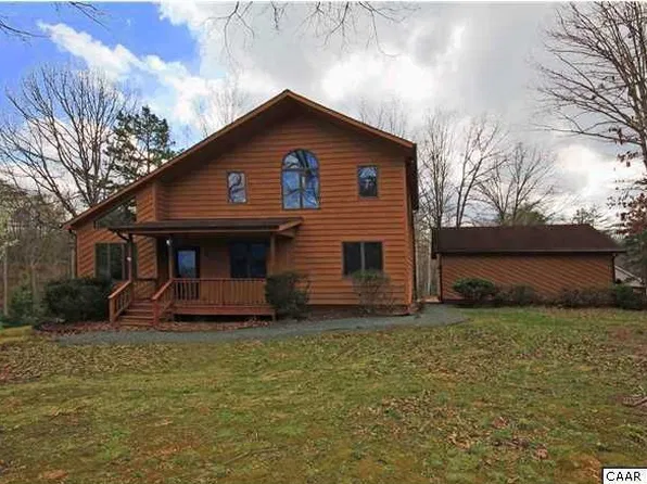24 Fleetwood Dr, Palmyra, VA 22963