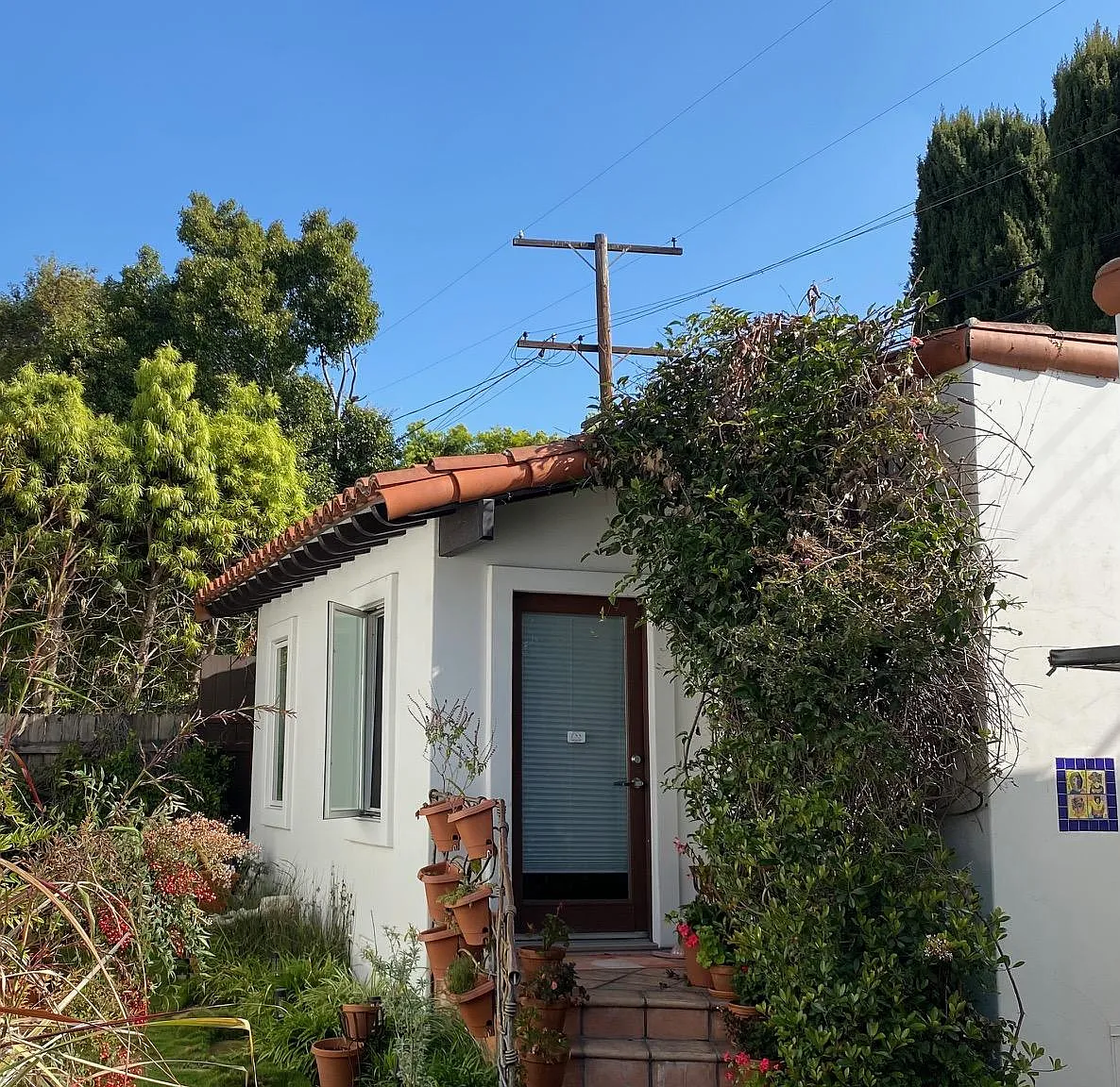 Studio, 600 sqft, $2,395 — Photo 1