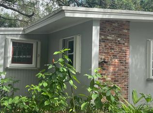 6851 SW 76th Ter, South Miami, FL 33143