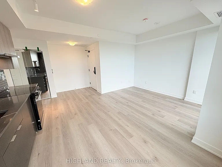 2075 Lakeshore Rd #2402 — Photo 5