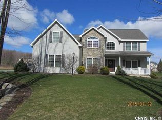 7753 Rolling Ridge Dr, Manlius, NY 13104