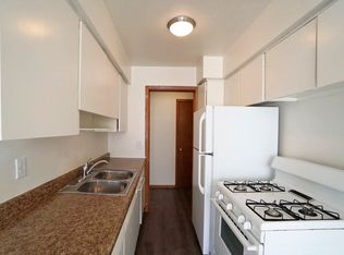 Como Court, Minneapolis, MN 55414