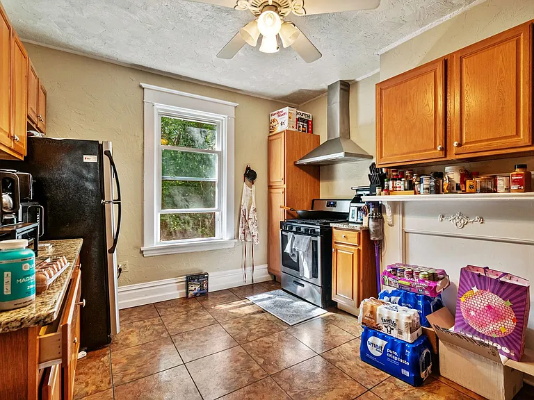 22-24 Norton Street — Photo 19