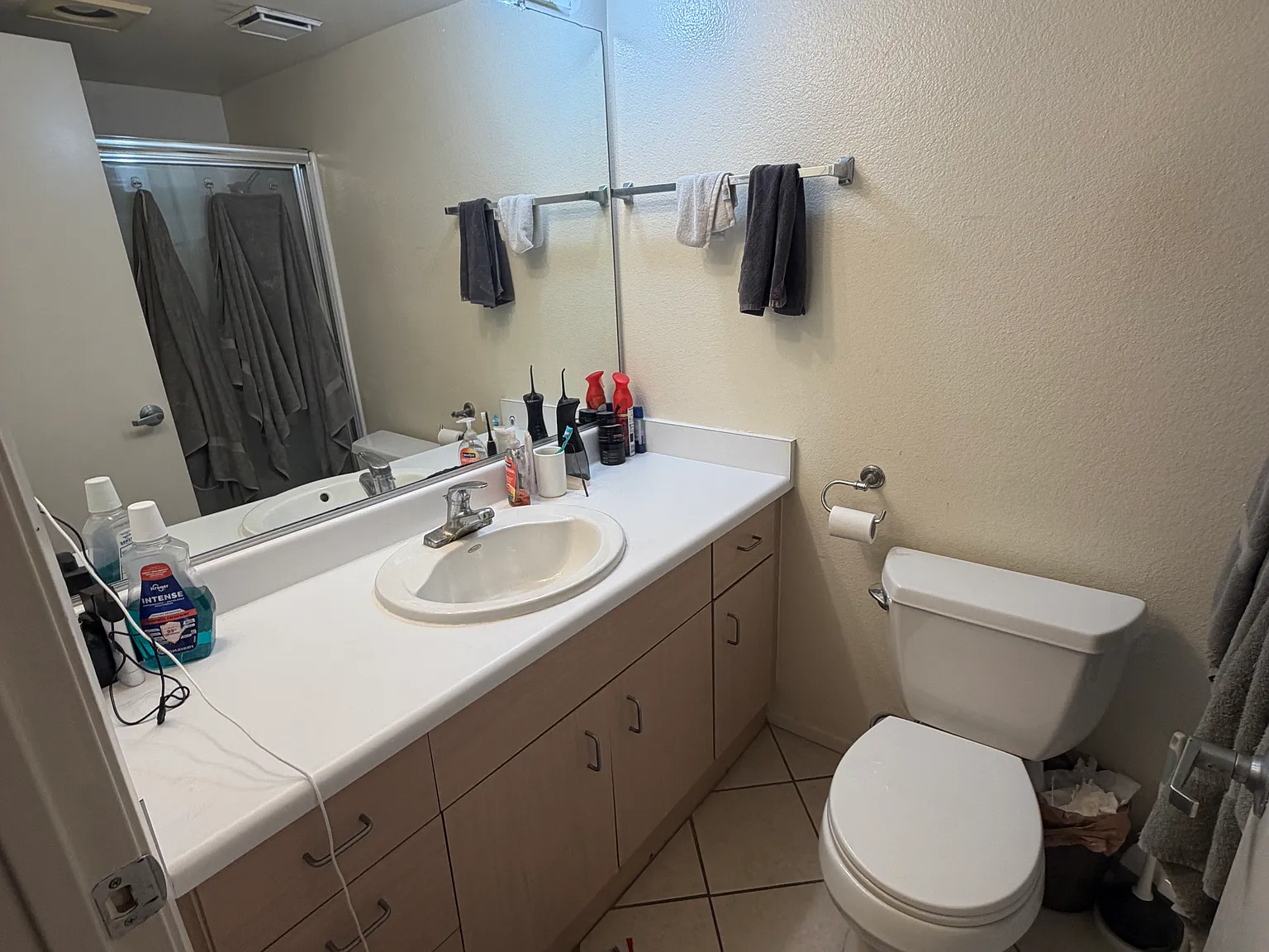 2 bed, $1,400 — Photo 4