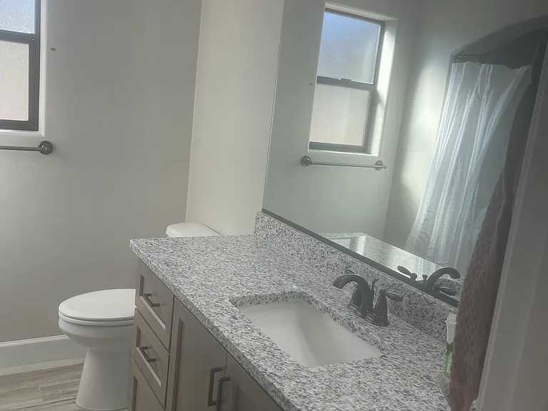 Aqua Dr — Photo 8