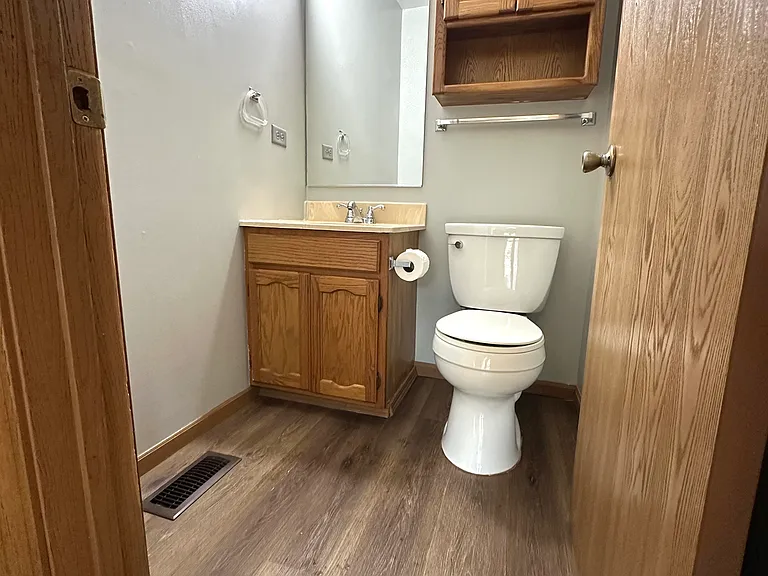 2303 Woodview Ln — Photo 23