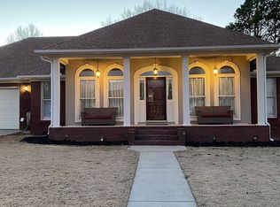 2905 Winfrey Dr SW, Decatur, AL 35603