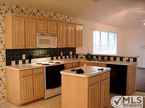 4th image of 4220 Maryanne Pl