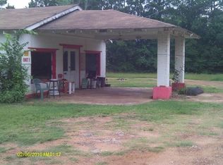 415 Maple St, Pineland, TX 75968