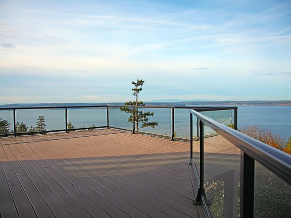 5th image of 494 Dungeness Dr
