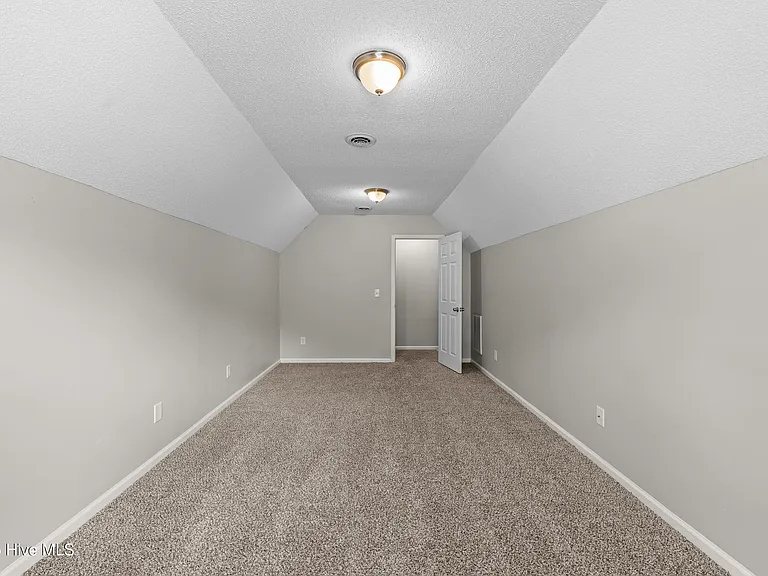 200 Druid Ct — Photo 26