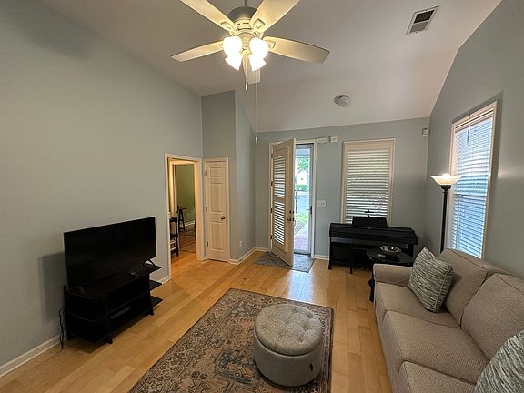 2nd image of 128 Fleets Island Dr